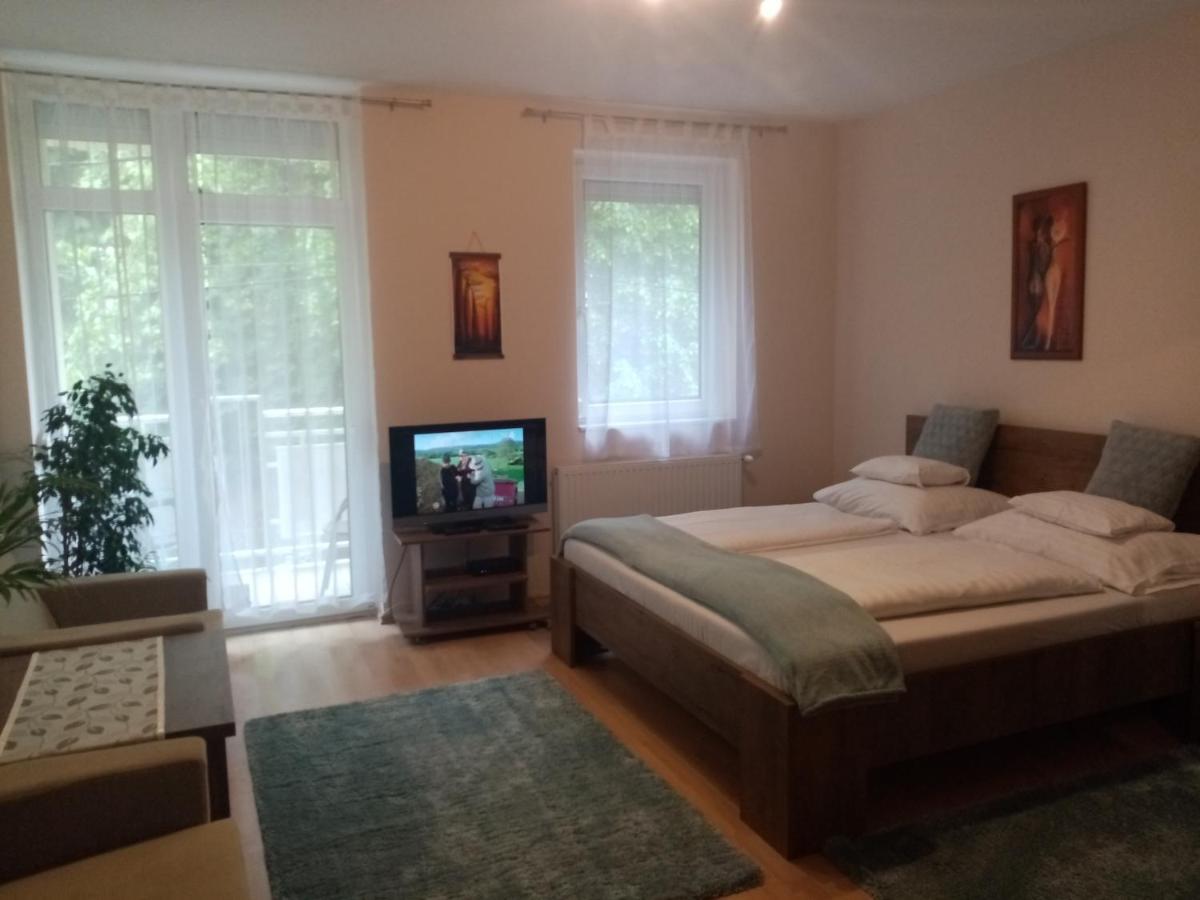 Hévíz Lake Apartman Exterior foto